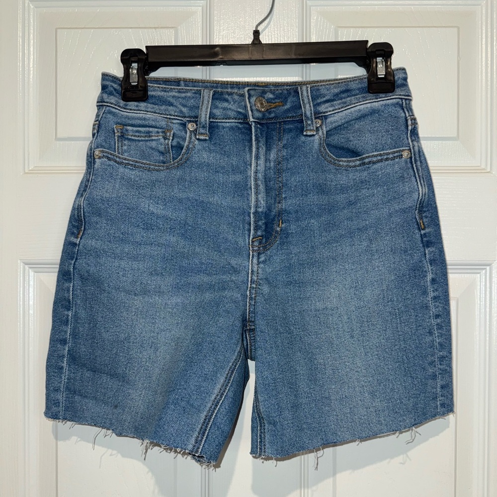 American Eagle Outfitters Stretch Mom Jean Shorts. Size 0